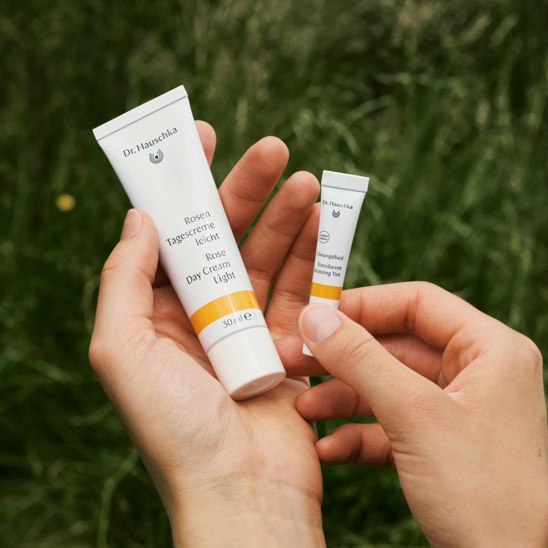 Dr.Hauschka Pflegeprodukte – Mittagsblume Pflegelinie für anspruchsvolle Haut